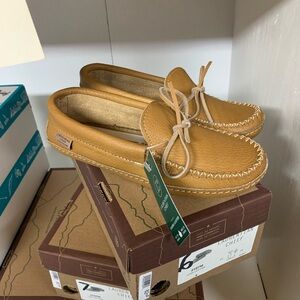 Laurentian Chief Tan Leather Moccasins